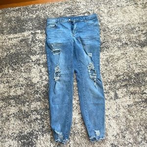 SHEIN ripped denim skinny jeans